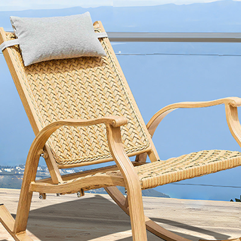 Chaise à bascule traditionnelle chaise à bascule intérieure à ossature de dos trapézoïdal en osier en osier