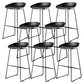 Tabouret de bar en plastique de style Glam avec pieds en métal