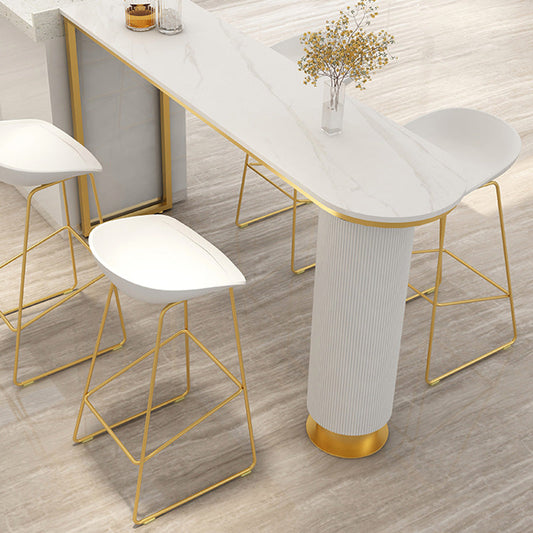 Sgabello da bar con barra di plastica in plastica in stile glam con gambe metalliche