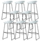 Tabouret de bar en plastique de style Glam avec pieds en métal