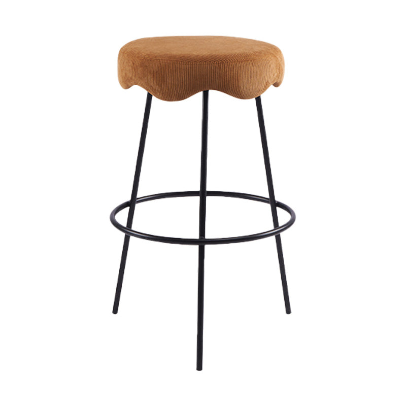 Contemporary Style Counter Stool Upholstered Bar-height Bar Stool with Metal Base Brown-Black 1 Piece Clearhalo 'Bar Furniture' 'Bar Stools' 'bar_stools' 'furn' 'furn_bar_stools' 'Furniture' 'Kitchen & Dining Furniture' 6371617