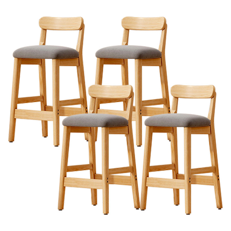 Taburete industrial de madera con altura de mostrador, taburete de bar sin brazos con cojín