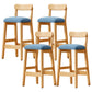 Taburete industrial de madera con altura de mostrador, taburete de bar sin brazos con cojín