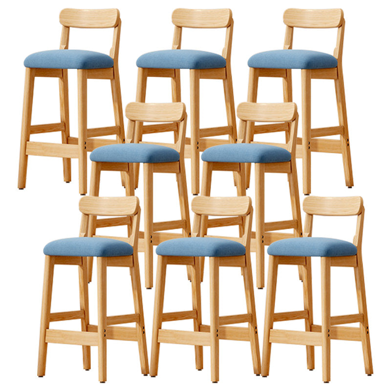 Taburete industrial de madera con altura de mostrador, taburete de bar sin brazos con cojín