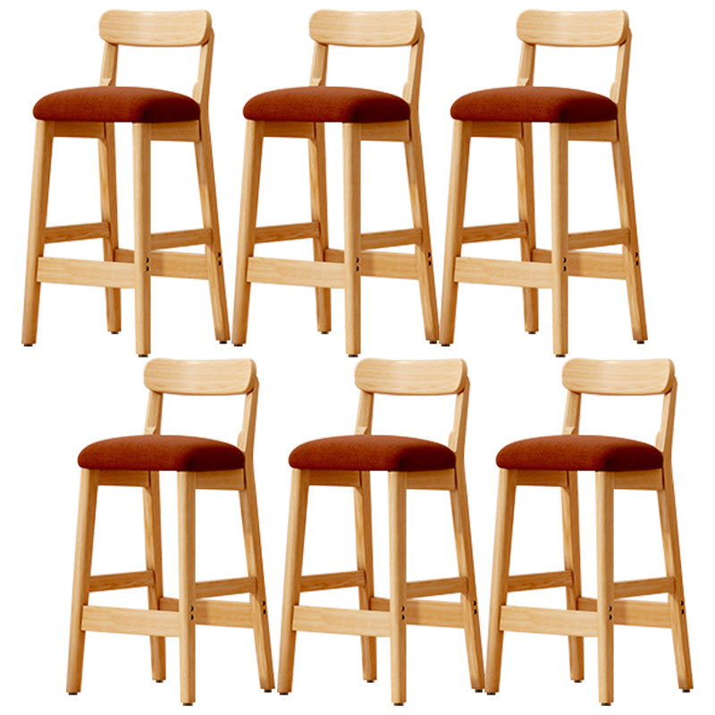 Taburete industrial de madera con altura de mostrador, taburete de bar sin brazos con cojín