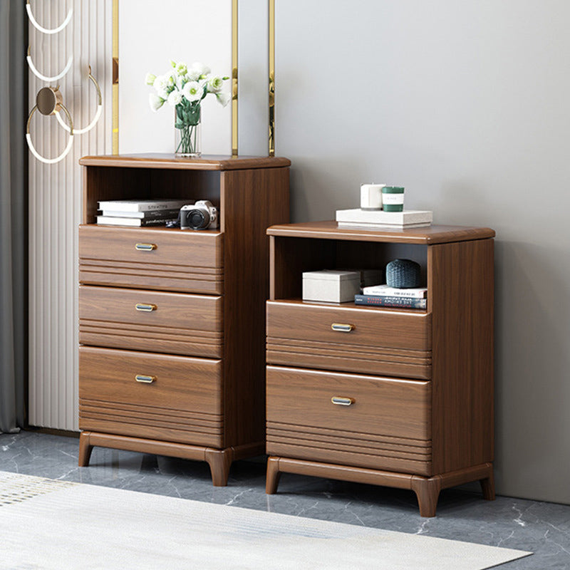 Mid-Century Modern Brown Chest 27.55" Wide 2/3/4 - Drawer Accent Chest Clearhalo 'Cabinets & Chests' 'cabinets_chests' 'furn' 'furn_cabinets_chests' 'Furniture' 'Living Room Furniture' 6376184