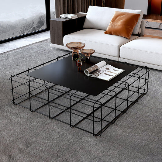Mesa de cóctel negra moderna de mediados de siglo en mesa de café Iron 1