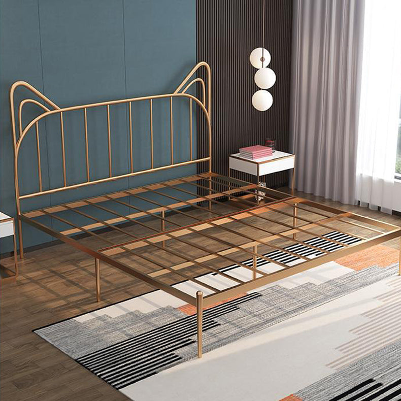 Metal Open-Frame Bed Solid Color Slat Bed With Custom Gold Legs for Home