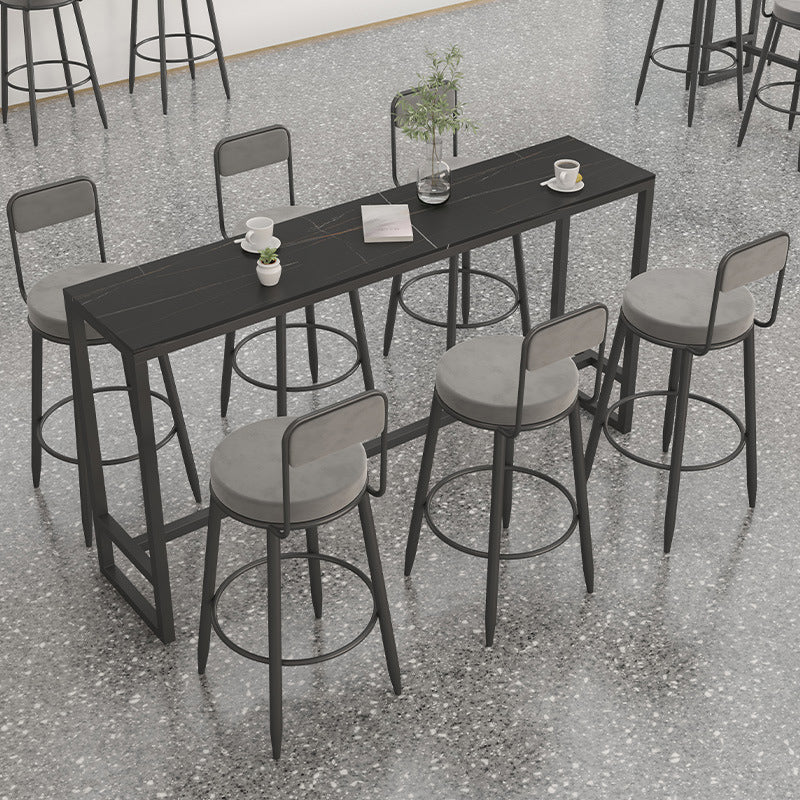 Mesa rectangular con altura de barra, mesa de pub con base metálica para uso en patio