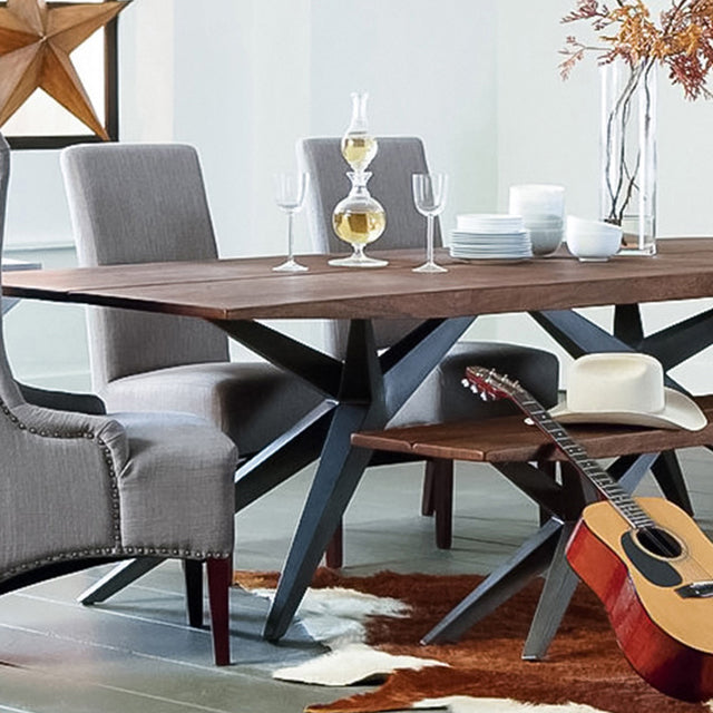 Bruin Industrial Writing Desk rechthoekig vaste houten bureau