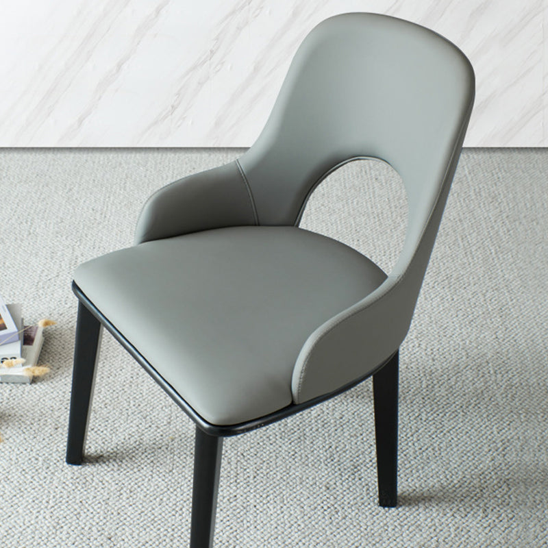 Eigentijdse open achterste eetstoelen armloze zijstoelen met houten benen voor keuken