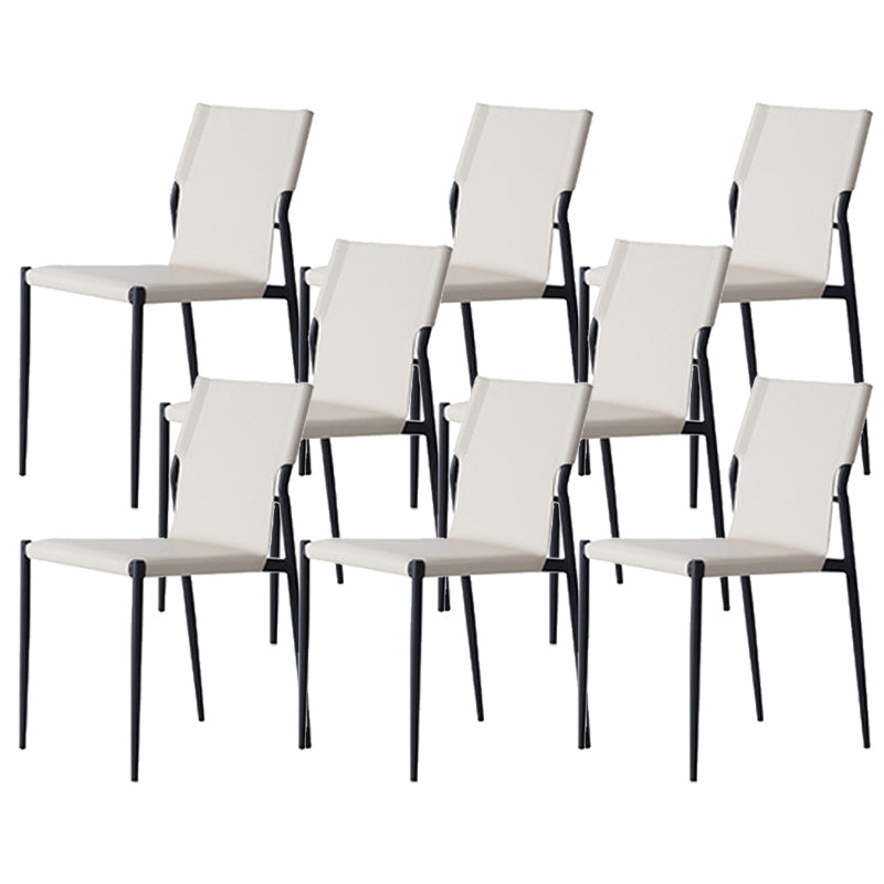 Chaises de salle à manger en cuir industriel chaises latérales sans bras avec des jambes en métal pour un usage domestique