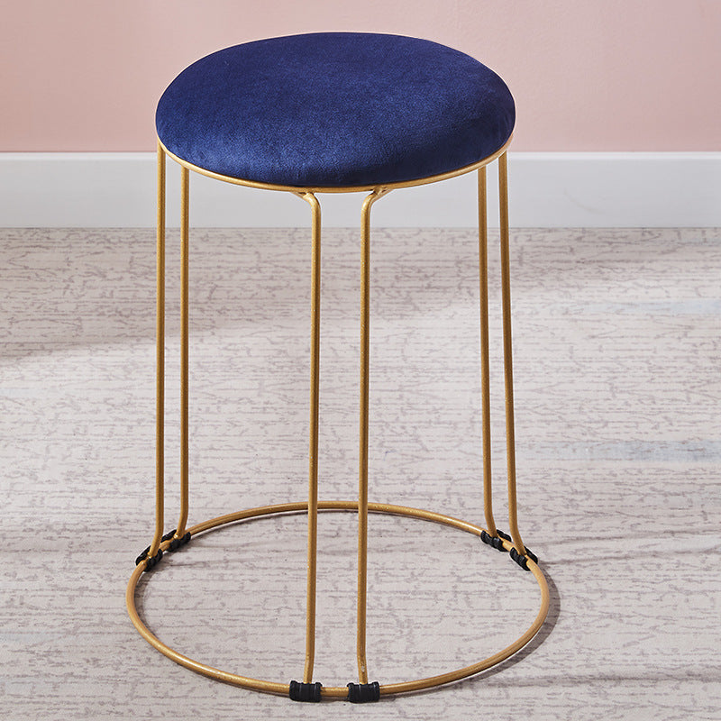 Metal Frame Pouf Plain Round Contemporary Velvet Fade Resistant Ottoman Blue 1 Piece Clearhalo 'furn' 'furn_ottomans_poufs' 'Furniture' 'Living Room Furniture' 'Ottomans & Poufs' 'ottomans_poufs' 6394039