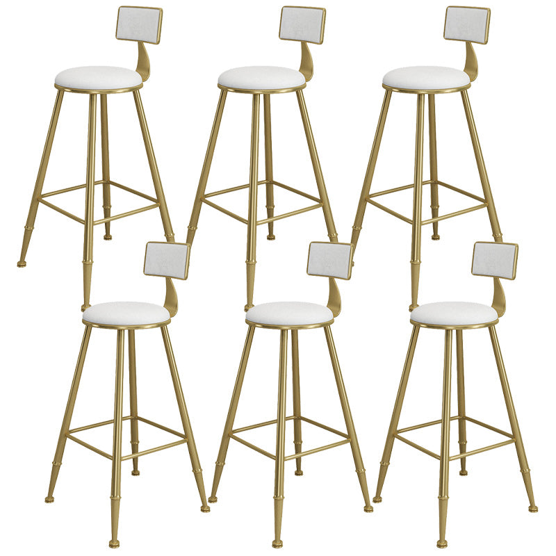 Tabourets contemporains de comptoir en fer à la hauteur des tabourets sans bras avec noir