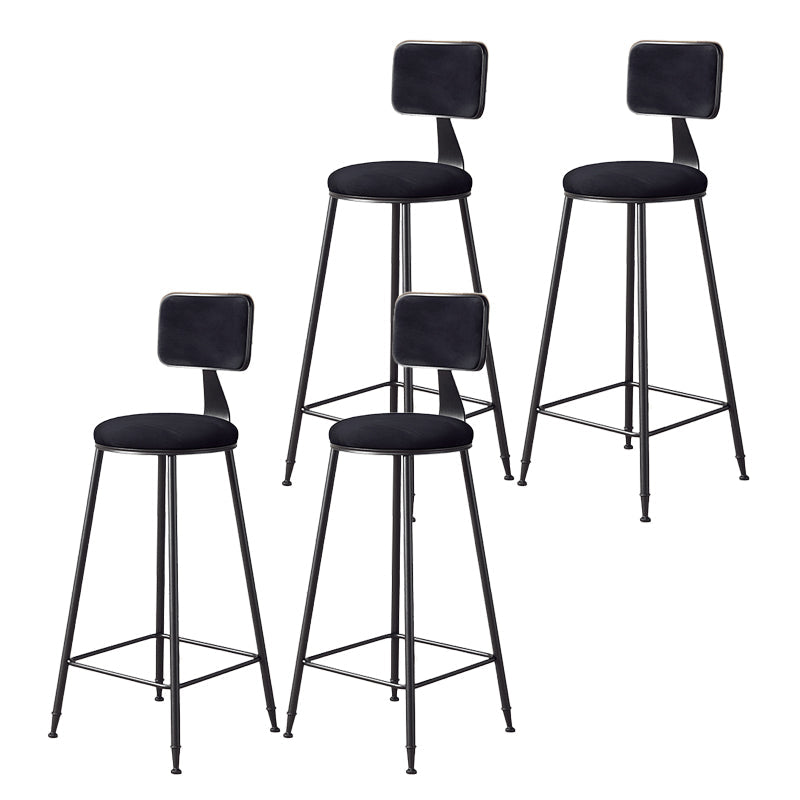Contemporary Style Barstool Round Low Back Bar Stool with Black Frame Black 4 Piece Set Counter Stool(26"H) Clearhalo 'Bar Furniture' 'Bar Stools' 'bar_stools' 'furn' 'furn_bar_stools' 'Furniture' 'Kitchen & Dining Furniture' 6394994