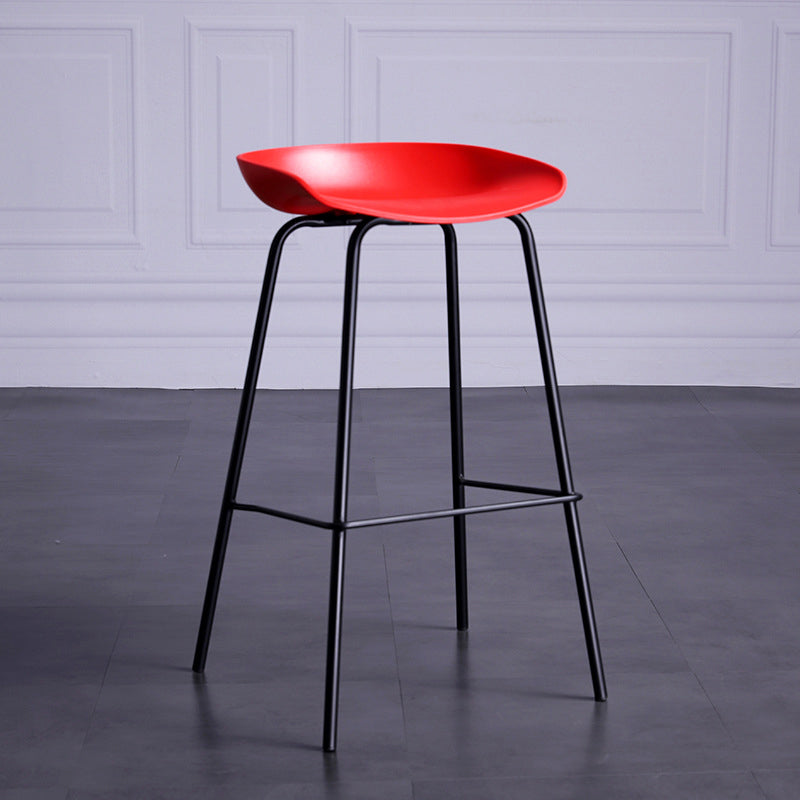 Contemporary Metal Counter Height Stools Low Back Bar Stool with Footrest Clearhalo 'Bar Furniture' 'Bar Stools' 'bar_stools' 'furn' 'furn_bar_stools' 'Furniture' 'Kitchen & Dining Furniture' 6395293