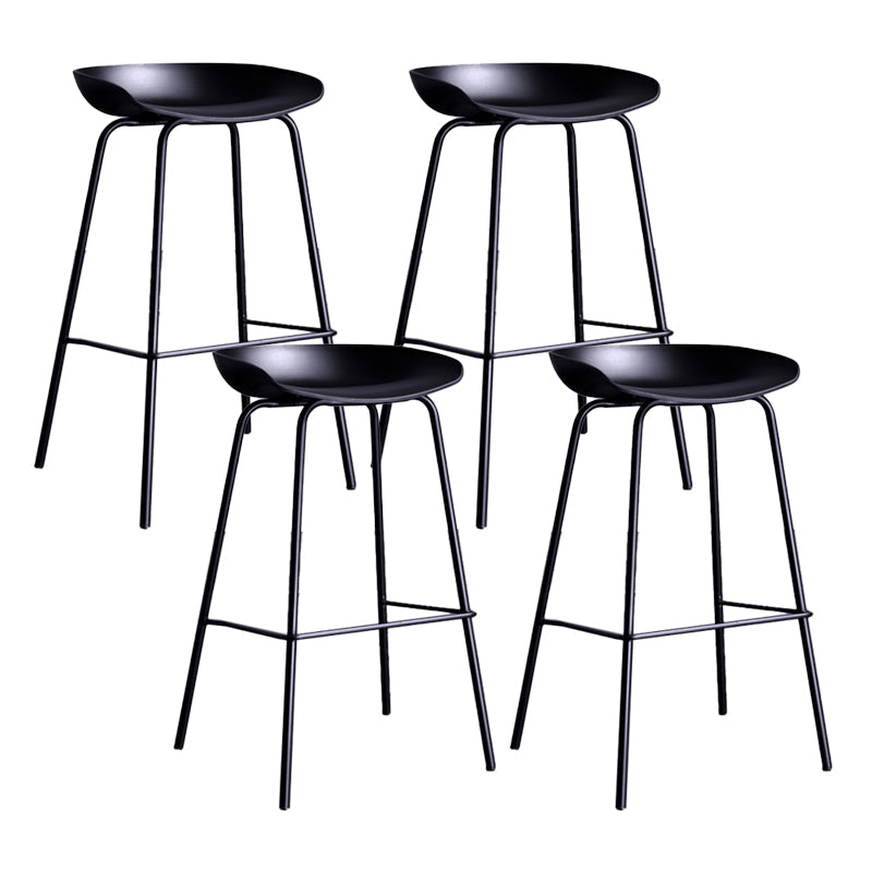 Contemporary Metal Counter Height Stools Low Back Bar Stool with Footrest Black 4 Piece Set Clearhalo 'Bar Furniture' 'Bar Stools' 'bar_stools' 'furn' 'furn_bar_stools' 'Furniture' 'Kitchen & Dining Furniture' 6395296