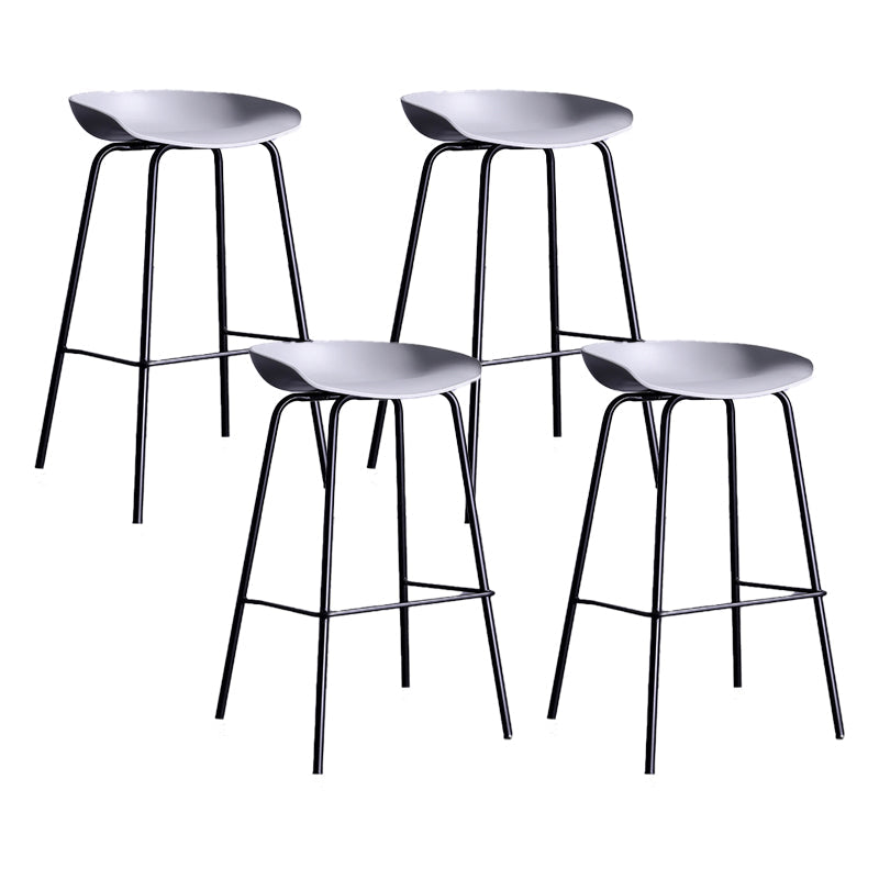 Contemporary Metal Counter Height Stools Low Back Bar Stool with Footrest Grey 4 Piece Set Clearhalo 'Bar Furniture' 'Bar Stools' 'bar_stools' 'furn' 'furn_bar_stools' 'Furniture' 'Kitchen & Dining Furniture' 6395310
