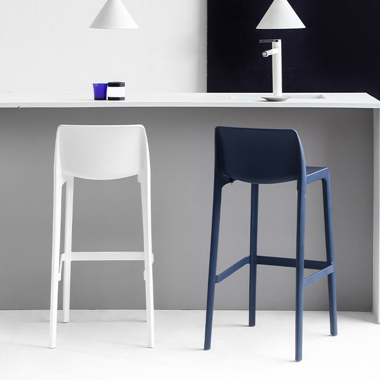 Industrial Stackable Indoor Bar Stool Plastic Armless Bar Height Stool