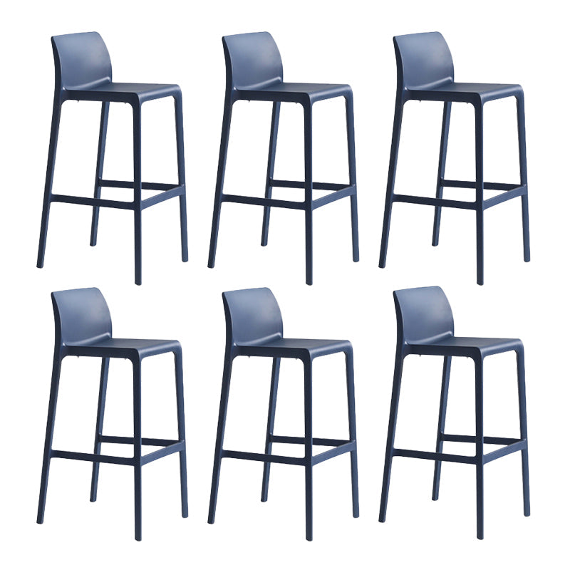 Industrial Stackable Indoor Bar Stool Plastic Armless Bar Height Stool