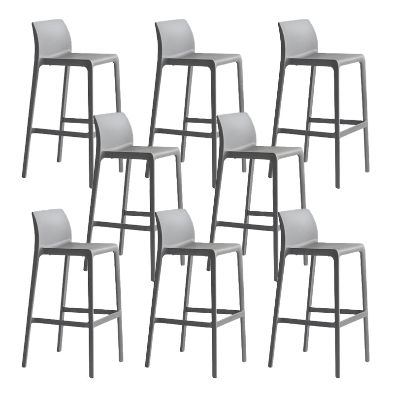 Industrial Stackable Indoor Bar Stool Plastic Armless Bar Height Stool