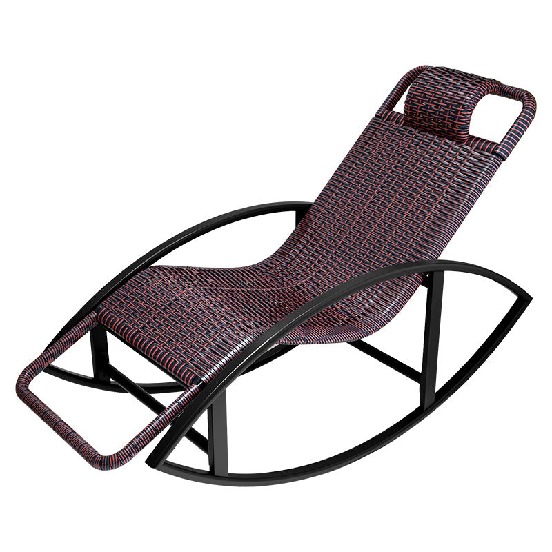 Chaise de fauteuil inclinable créatif chaise de rocker extérieur en osier avec des jambes sombres