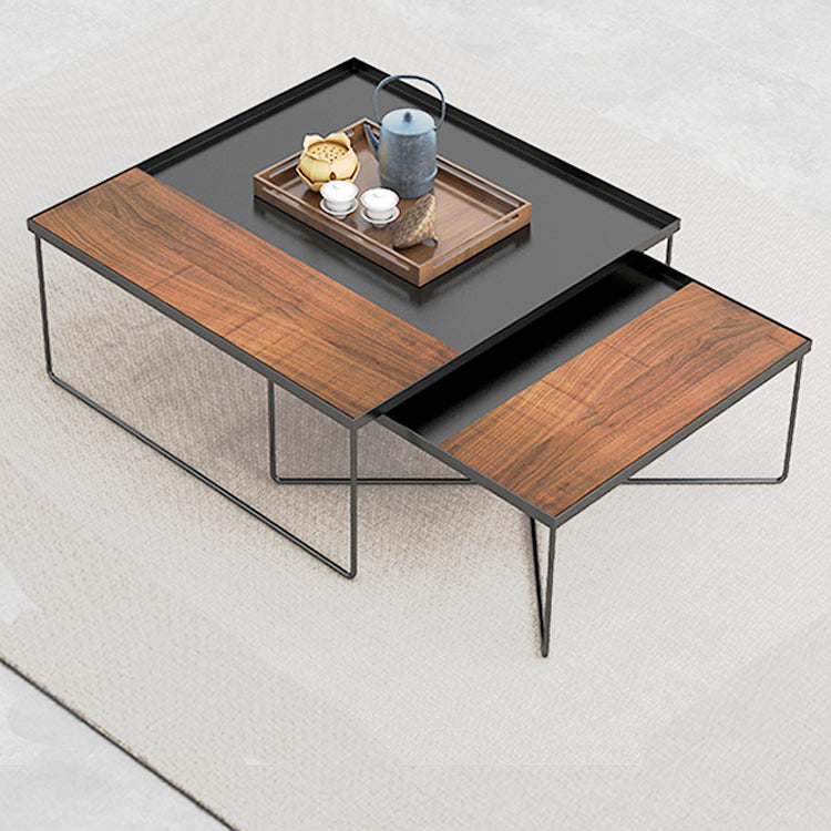 Tavolino da caffè moderno Mid-Century in metallo e legno con gambe incrociate