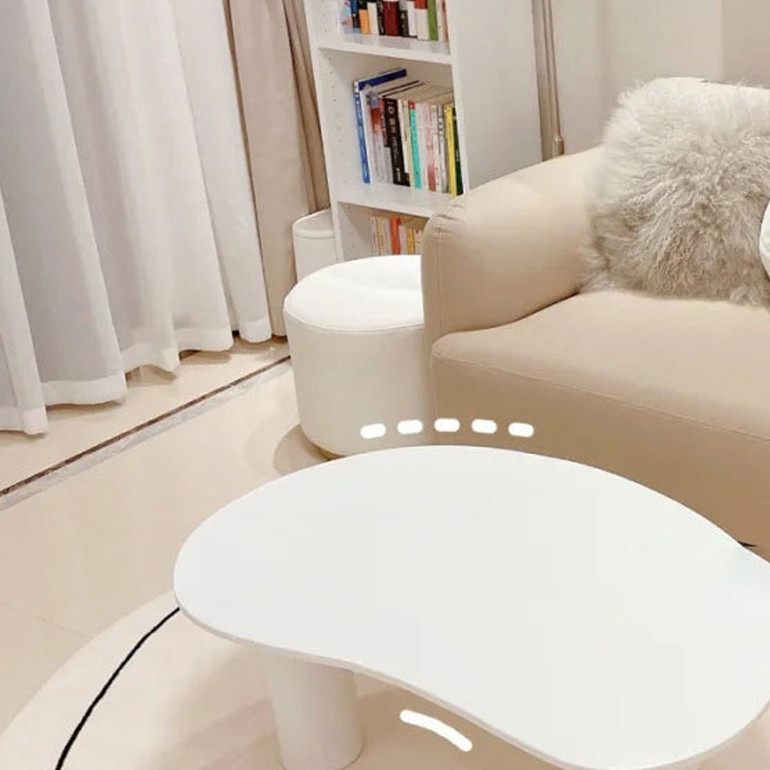 Mesa de centro escandinava de madera y metal Mesa de cóctel con tapa irregular y 3 patas