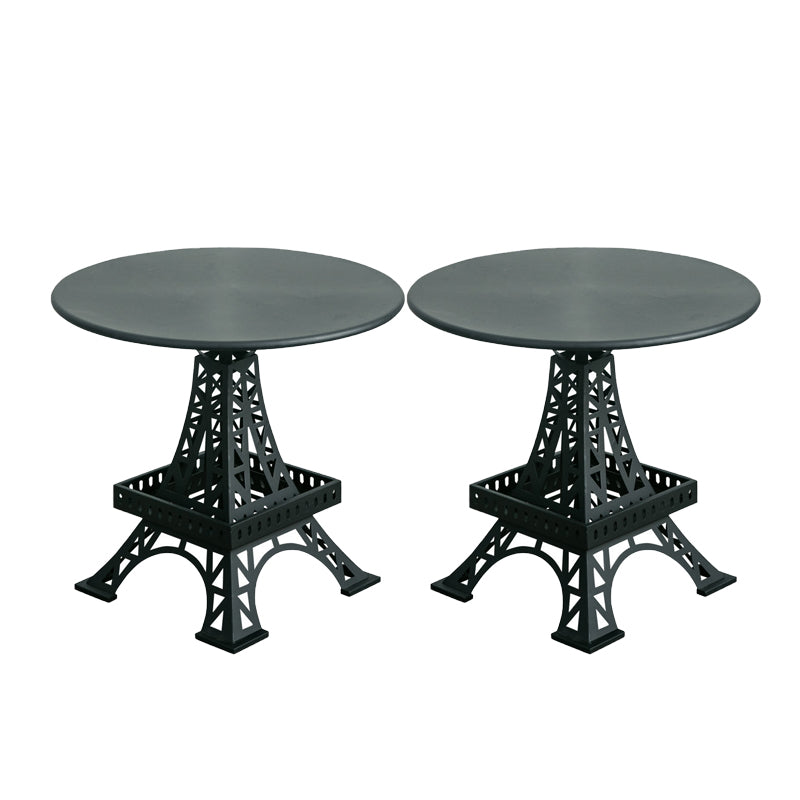 リビングルームの金属彫像ベーステーブルラウンドサイドエンドテーブル