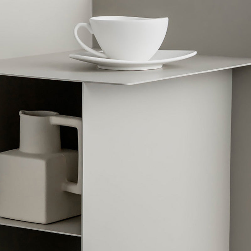 金属棚付きの金属抽象端エンドテーブルミッドセンチュリーサイドテーブル