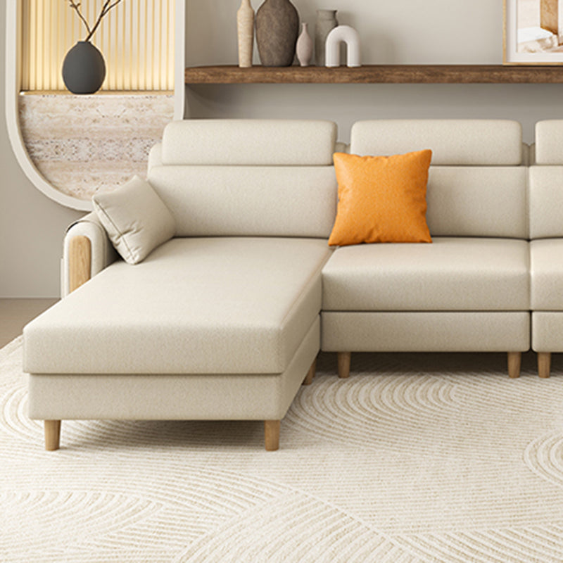 Sezione beige in pelle di divano sezionale scandinava con cuscini