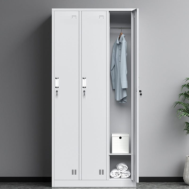 Gabinete de puerta con bisagras para el baño Gabinete de almacenamiento moderno de metal gris