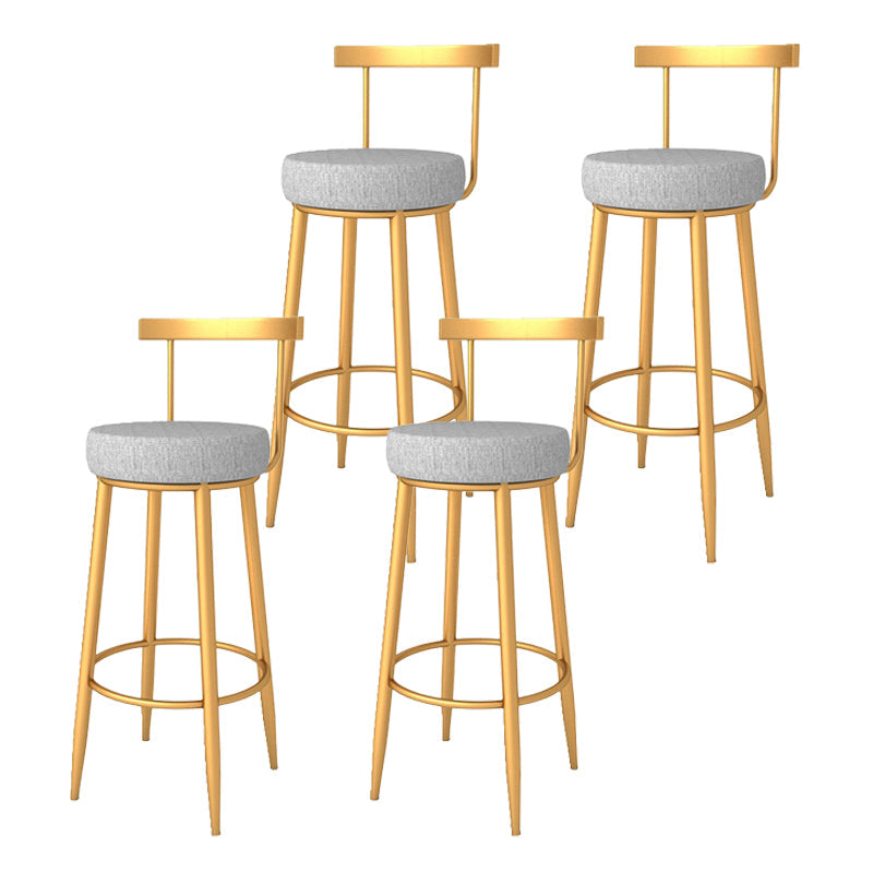 Taburete de bar de hierro con respaldo sin brazos Glam, taburete con cojín y pedal para cocina