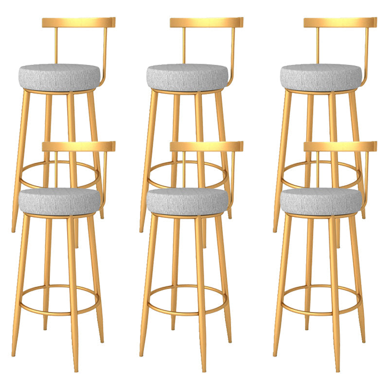 Taburete de bar de hierro con respaldo sin brazos Glam, taburete con cojín y pedal para cocina