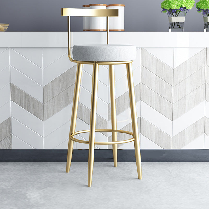 Taburete de bar de hierro con respaldo sin brazos Glam, taburete con cojín y pedal para cocina