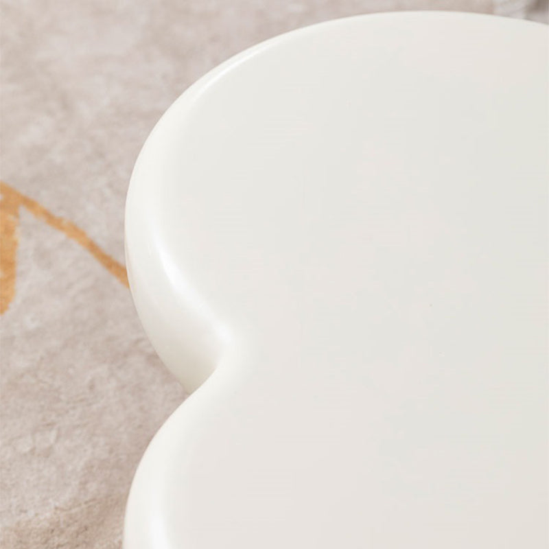 Scandinavian Beige Free Form Coffee Table with 4 Legs in Wood