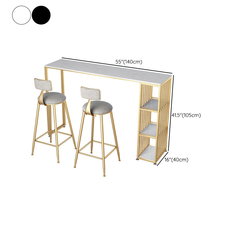 Mesa de bar estilo bistró con tapa de mármol sintético Glam y 3 estantes