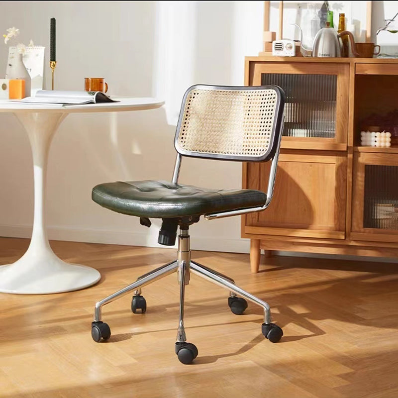 Modern Style Swivel Chair Low Back Home Office Chair with Wheels Green Armless 1 Piece Clearhalo 'furn' 'furn_office_chair' 'Furniture' 'Office Chairs' 'Office Furniture' 'office_chair' 6425530