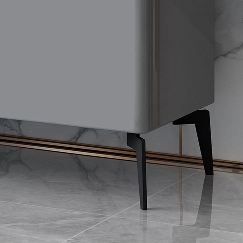 Cuffe da pranzo in legno in stile glam con armadi e cassetti