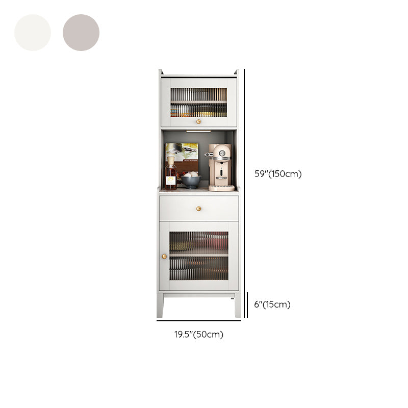 Tavolo da sideboard in pietra a buffet in stile glam con mobile