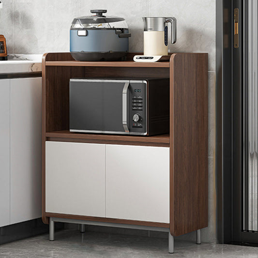 Stand a buffet in legno a buffet in stile contemporaneo con mobile