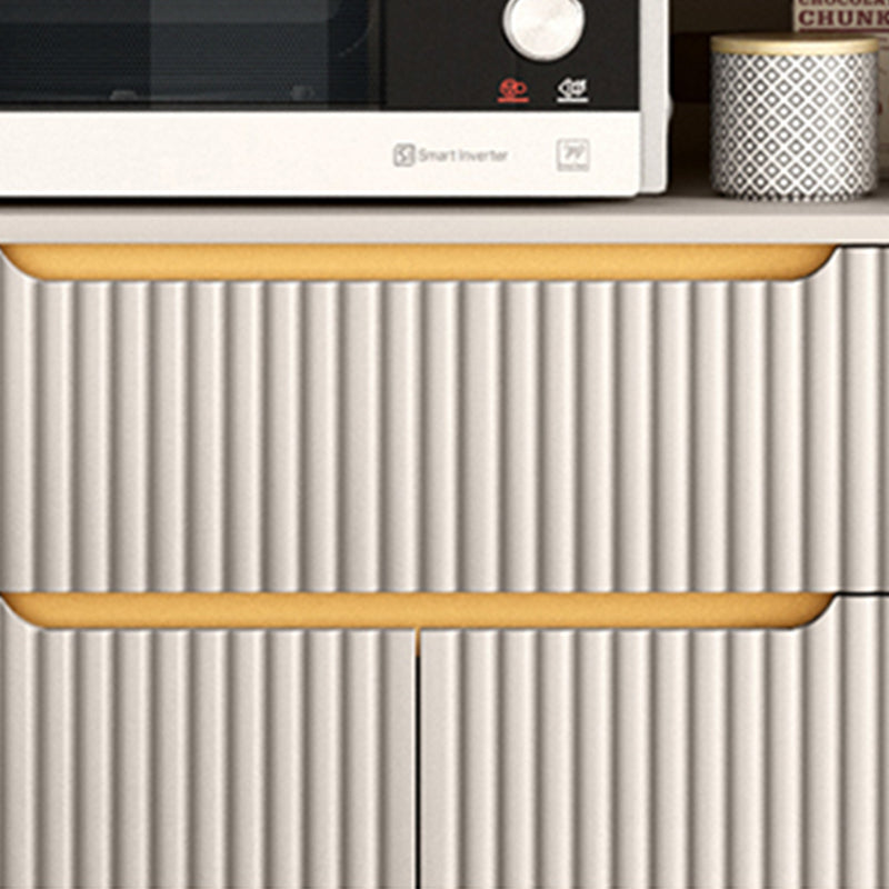 Sideboard a buffet in stile moderno Sideboard in pietra con cassetto e armadi