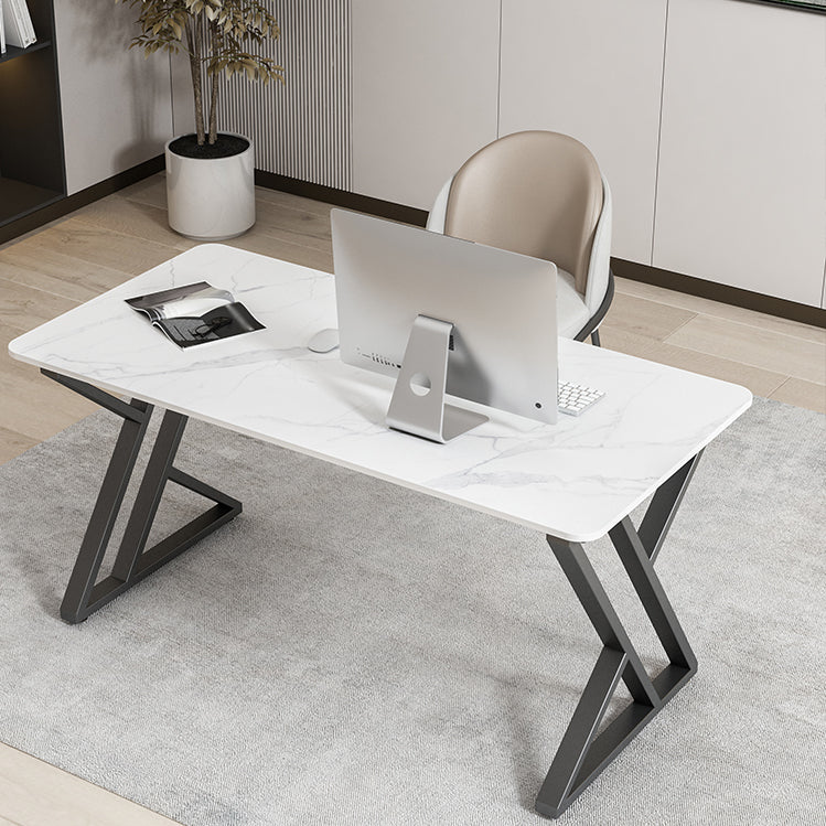 Eigentijdse kantoorbureau gebogen antieke afwerking computerbureau met metalen benen