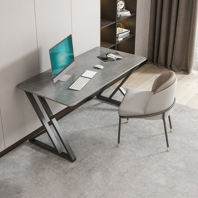 Eigentijdse kantoorbureau gebogen antieke afwerking computerbureau met metalen benen