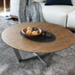 Cross Legs 1 Einzel-Couchtisch in Braun, runder skandinavischer Cocktailtisch aus massivem Holz