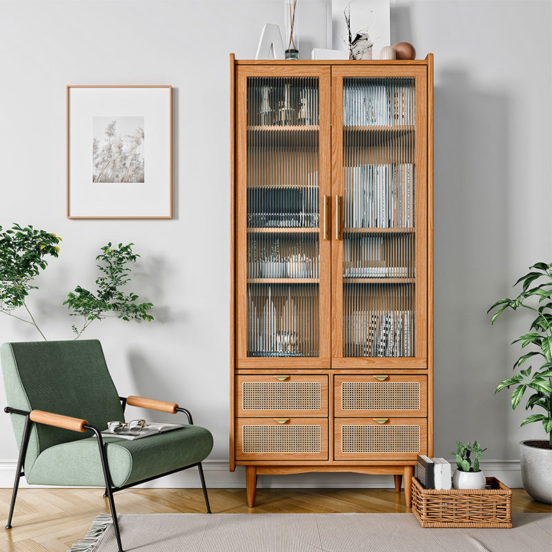 Moderni porte di vetro che esprimono un mobile in pino con porte per soggiorno