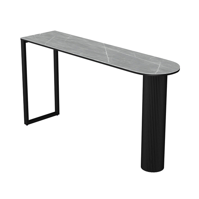 1/5-teiliges Barhocker- und Tischset. Industrielles ovales Bartisch-Set