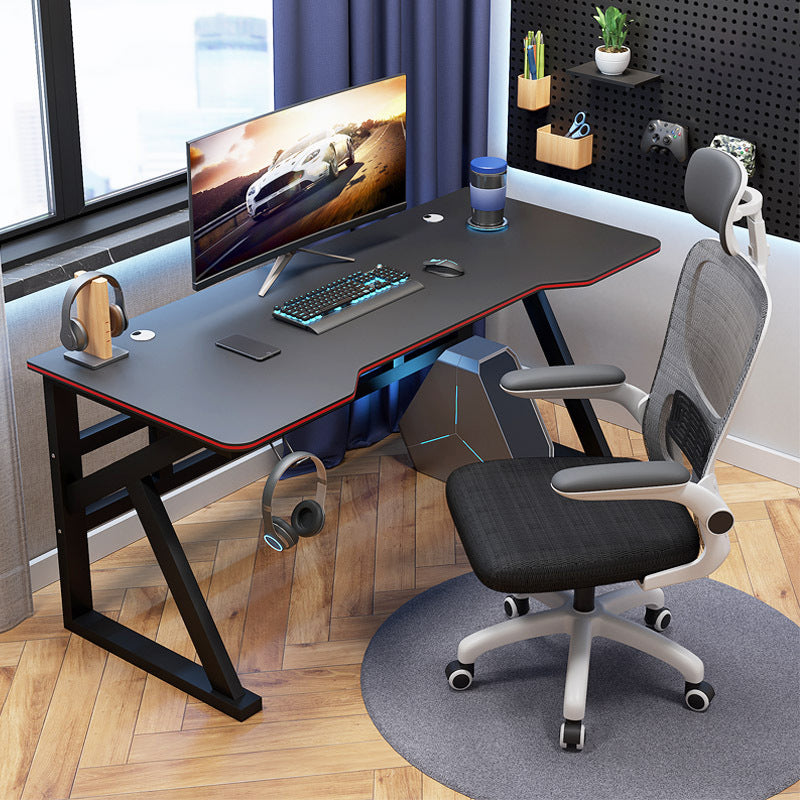 Contemporary Office Desk Antique Finish Gaming Desk with Metal Legs 47.2"L x 23.6"W x 29.1"H Black Clearhalo 'furn' 'furn_office_desk' 'Furniture' 'Office Desks' 'Office Furniture' 'office_desk' 6446700