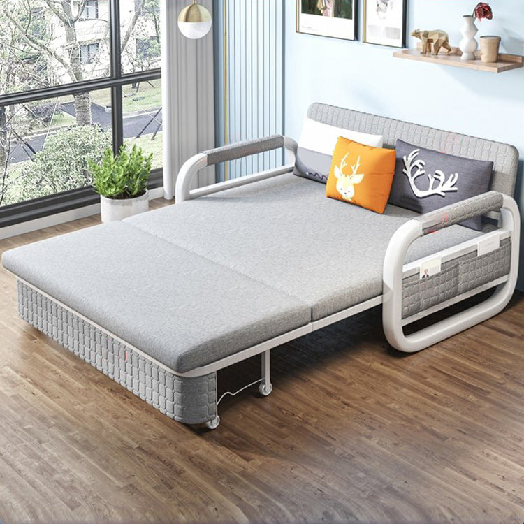 Cuscino incluso divano divano rotondo di bordo rotondo.