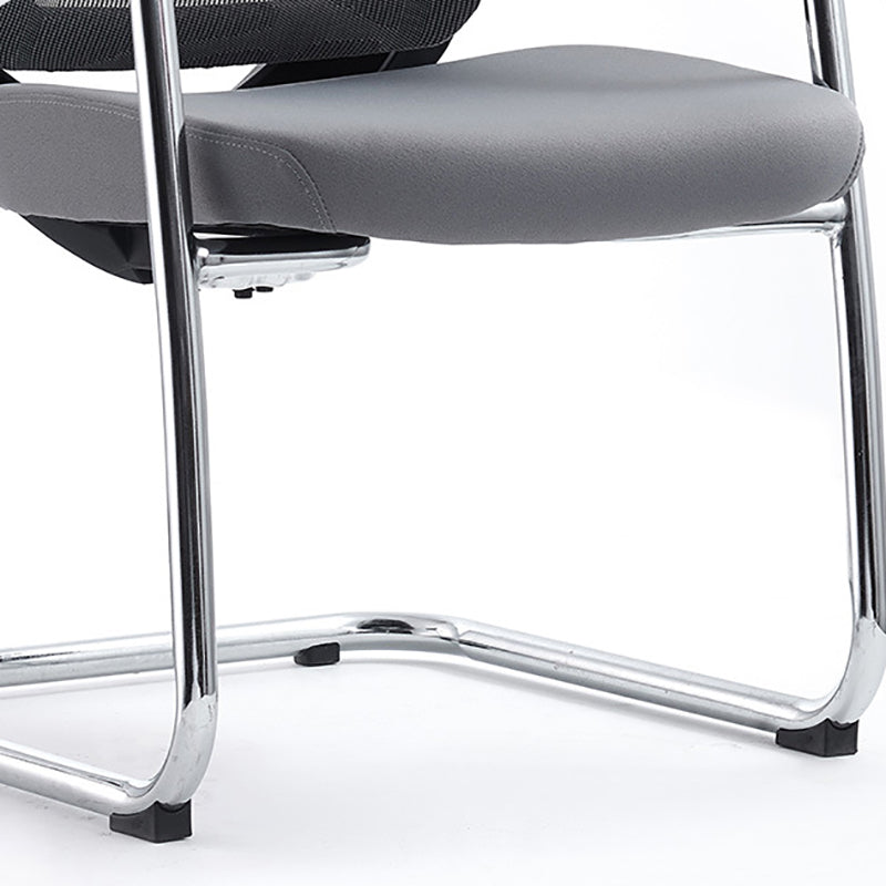 Sedia da ufficio moderna in rete Sedia da scrivania ergonomica con braccioli fissi senza angoscia